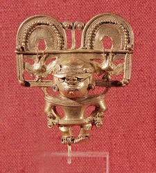 Antropomorf figuur, Tairona Cultuur (goud)